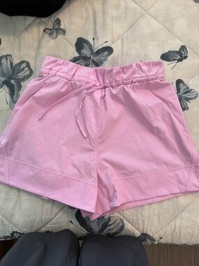 Lululemon Pink Shorts XS